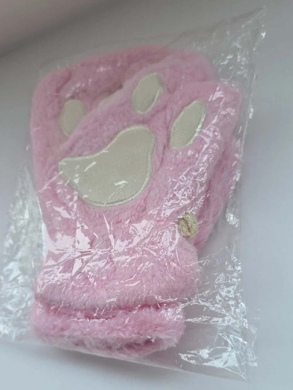 Kawaii Fluffy Cat Paw Gloves - Super Soft Winter Mittens